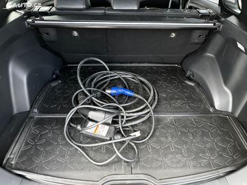 Car image 36