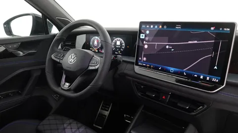 Car image 34