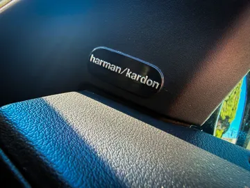 Car image 42