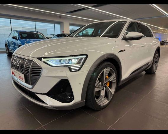 Audi e-tron 55 quattro 300 kW image number 1