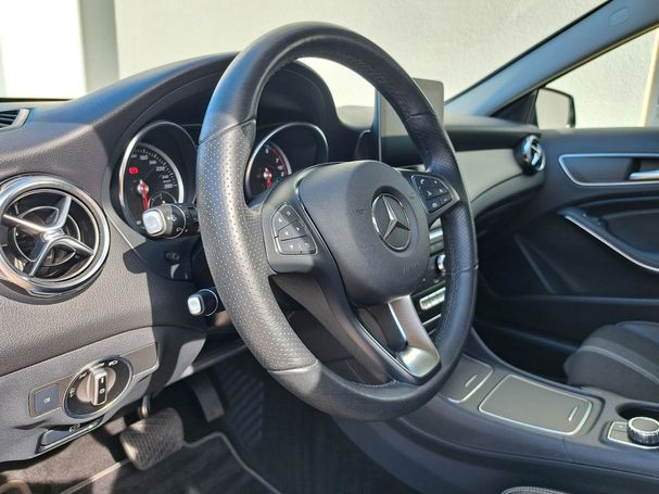 Mercedes-Benz GLA 180 90 kW image number 9