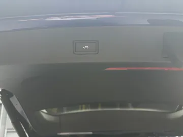 Car image 39