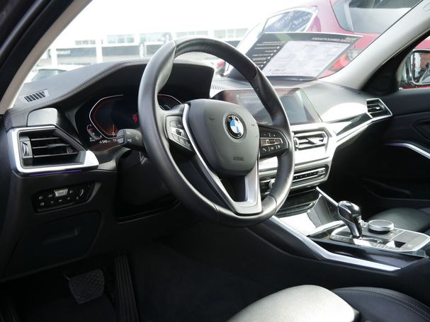 BMW 320d 140 kW image number 9