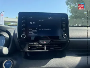 Car image 20
