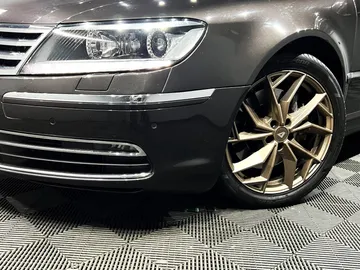 Car image 31