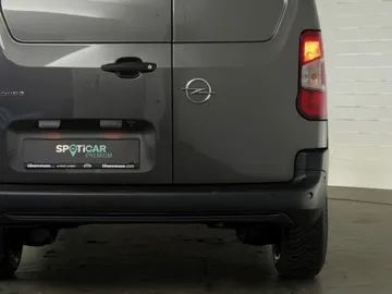 Car image 34