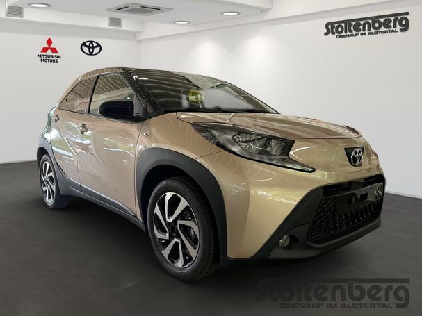 Toyota Aygo X 1.0 53 kW image number 3