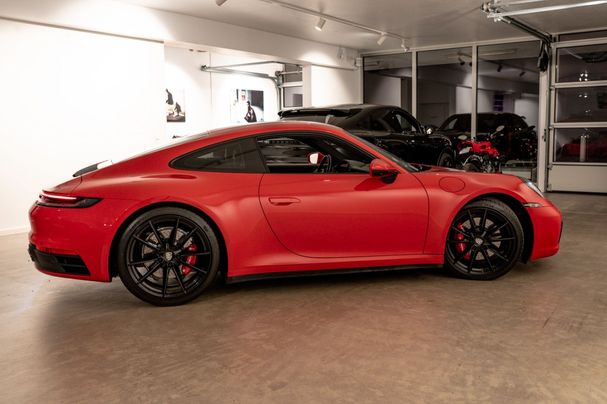 Porsche 992 Carrera 4S 331 kW image number 7