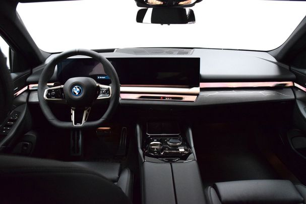 BMW i5 xDrive40 M Sport 291 kW image number 4