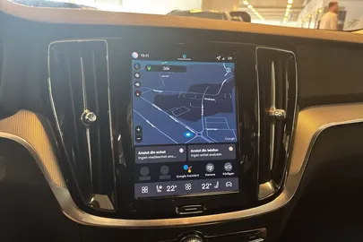Car image 38