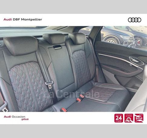 Audi Q8 55 quattro e-tron 114 kW image number 4