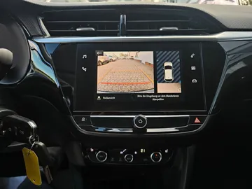 Car image 19