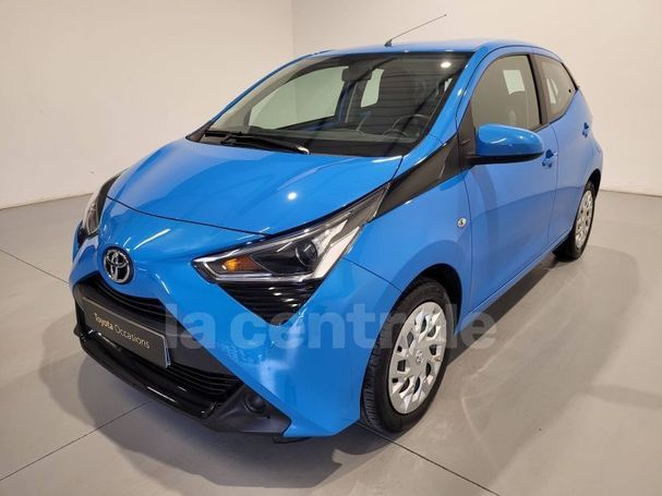 Toyota Aygo X-shift x-play 53 kW image number 1