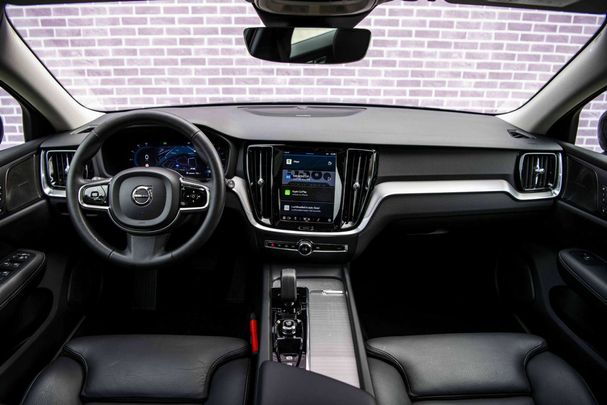 Volvo V60 B3 Plus 120 kW image number 4