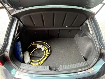 Car image 36