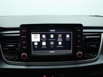 Car image 36