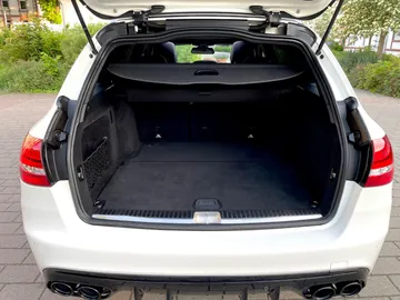 Car image 38