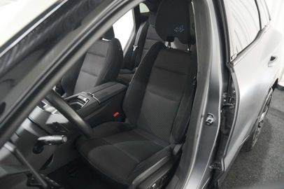 Car image 37