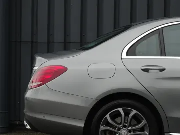 Car image 45