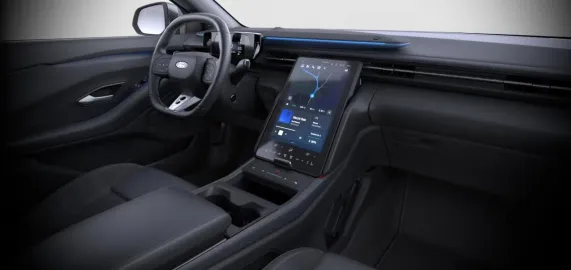 Car image 9
