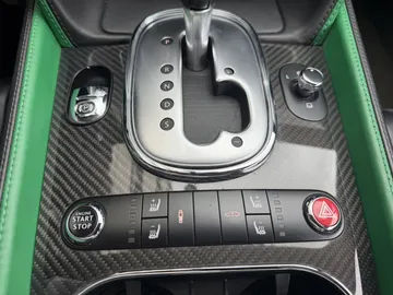 Car image 35