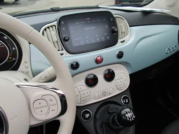 Car image 15