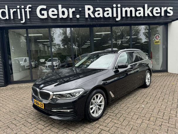 BMW 520i Touring 135 kW image number 2