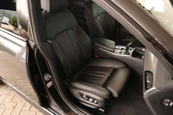 BMW 630i Gran Turismo 190 kW image number 25