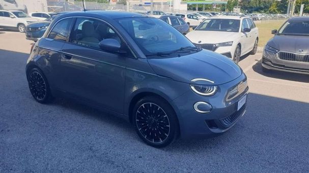 Fiat 500 e 70 kW image number 8