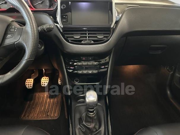 Peugeot 2008 PureTech 130 96 kW image number 17