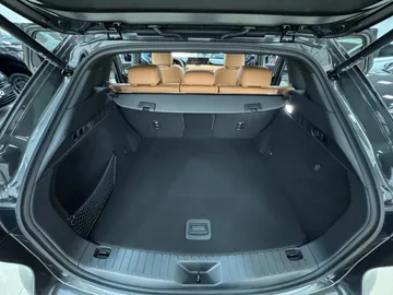 Car image 49