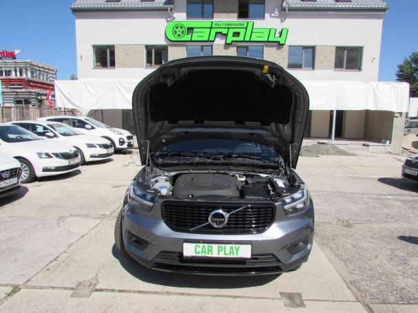 Volvo XC40 D4 AWD R-Design 140 kW image number 10