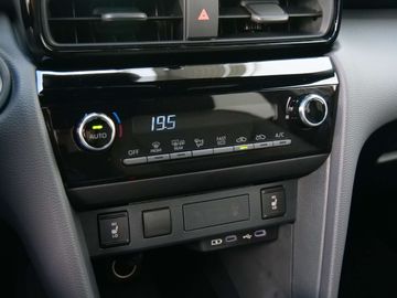 Car image 37