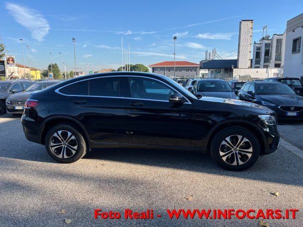 Mercedes-Benz GLC 300 e 4Matic 235 kW image number 10