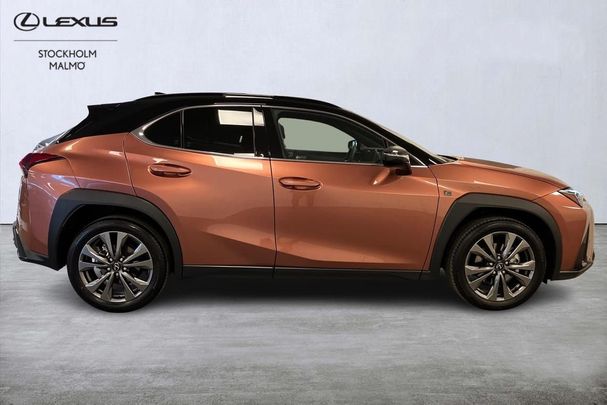 Lexus UX 300h 149 kW image number 6