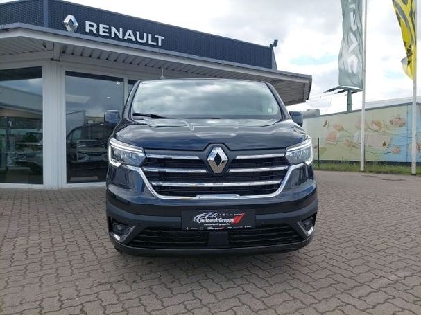 Renault Trafic Grand Blue dCi 150 Life 110 kW image number 2