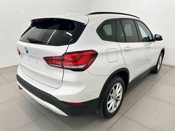 BMW X1 16d sDrive 85 kW image number 4