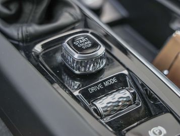 Car image 36