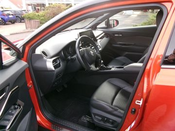 Car image 12