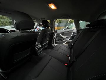 Car image 32