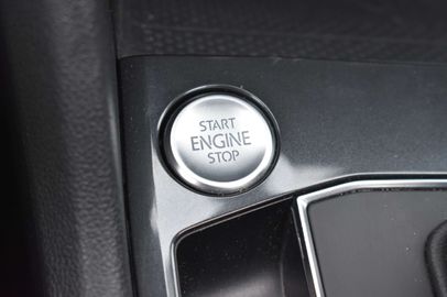 Car image 41