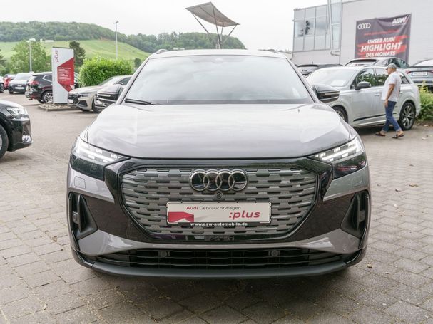 Audi Q4 45 quattro e-tron S-line 195 kW image number 6