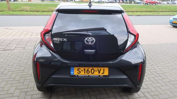 Toyota Aygo X 1.0 VVT-i 53 kW image number 3