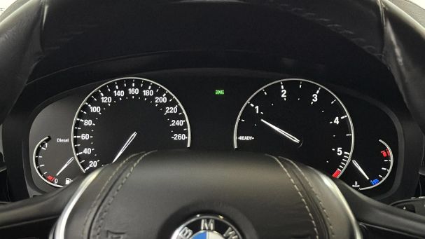 BMW 520d Touring xDrive 140 kW image number 15