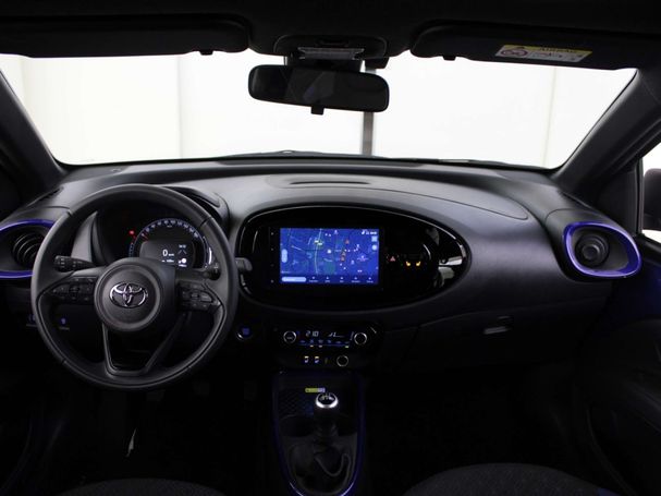 Toyota Aygo X 1.0 VVT-i 53 kW image number 17