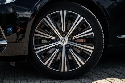 Car image 40