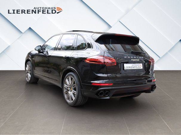 Porsche Cayenne S E-Hybrid 306 kW image number 4