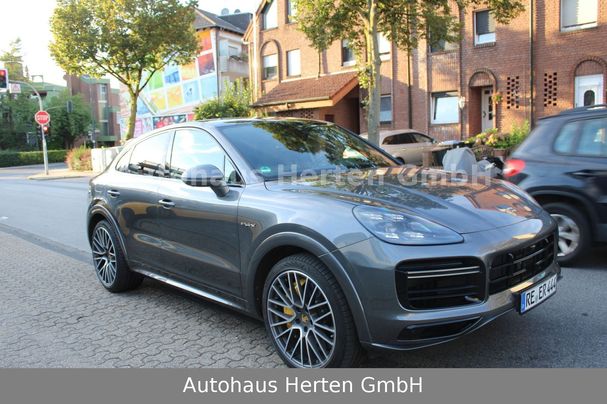 Porsche Cayenne Turbo S Coupé E-Hybrid 500 kW image number 2