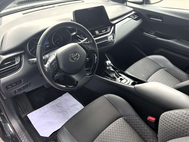 Toyota C-HR 1.8 Hybrid 90 kW image number 9