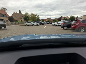 Car image 34